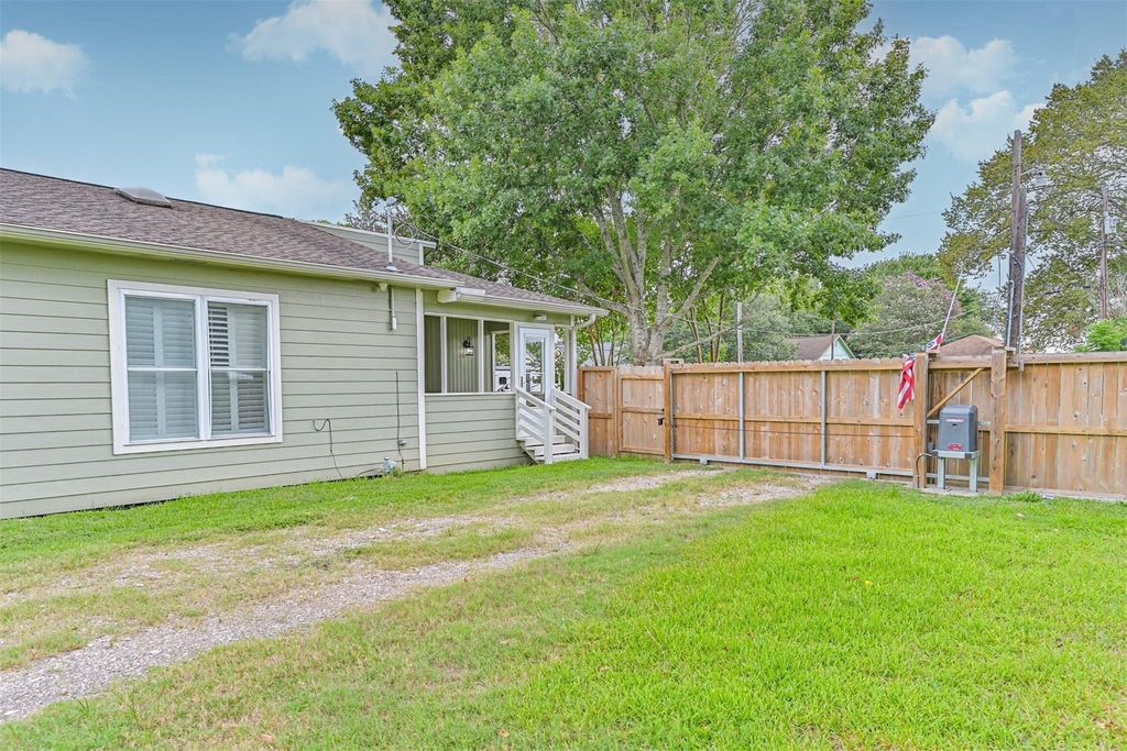 5220 Krueger Drive - Photo 6