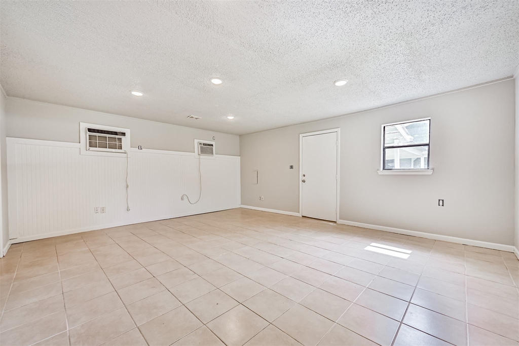 5220 Krueger Drive - Photo 43