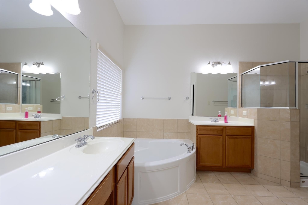 24322 Bella Florence Drive - Photo 10