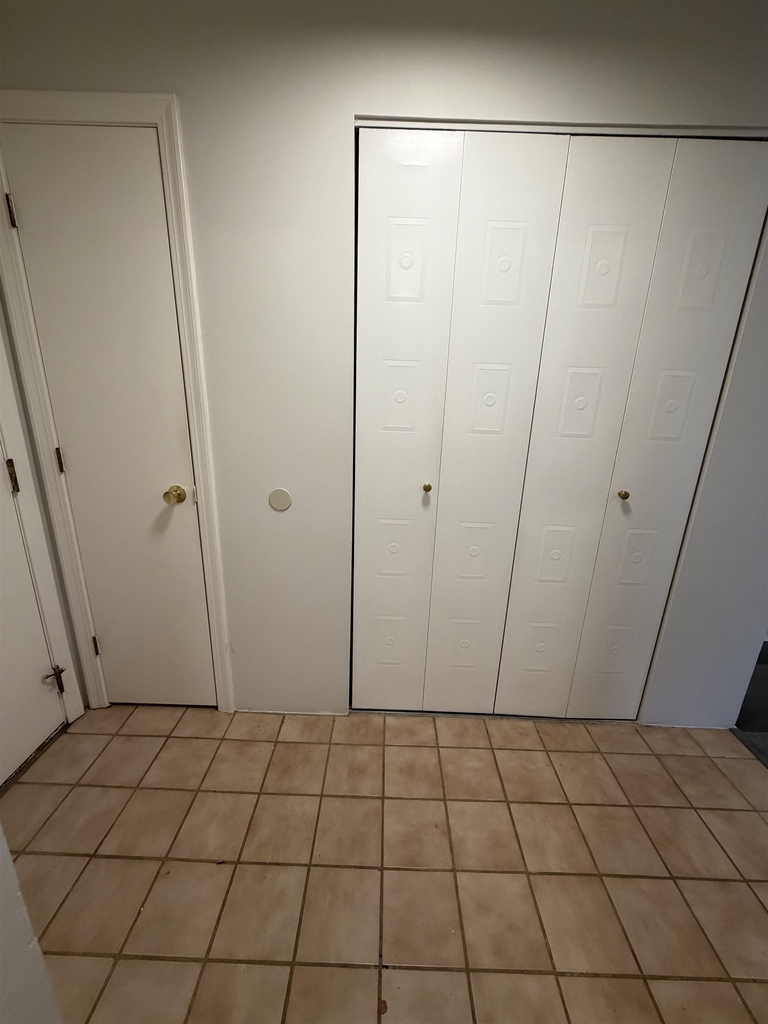 9 Louisburg - Photo 0