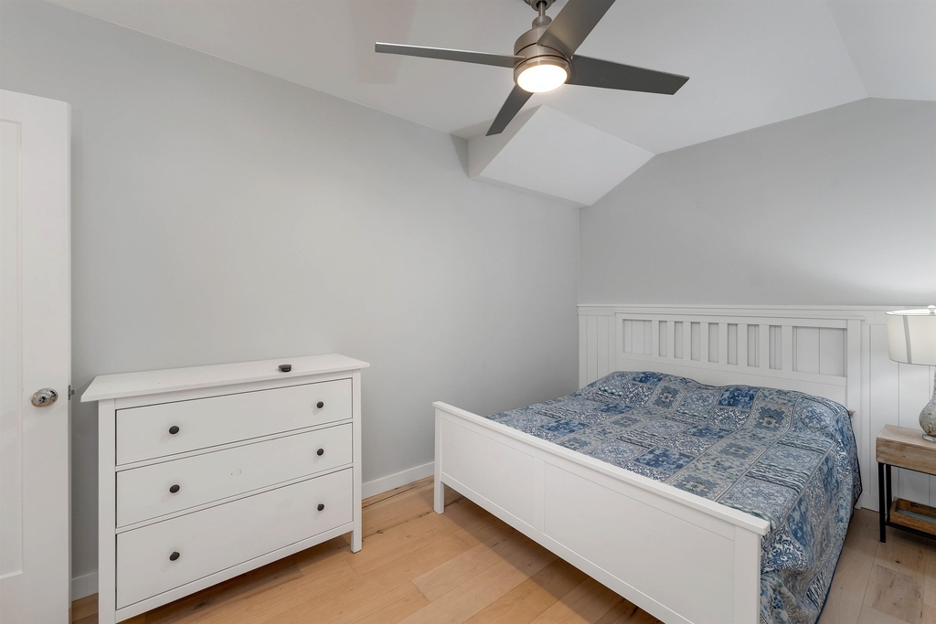 67 Varney - Photo 18