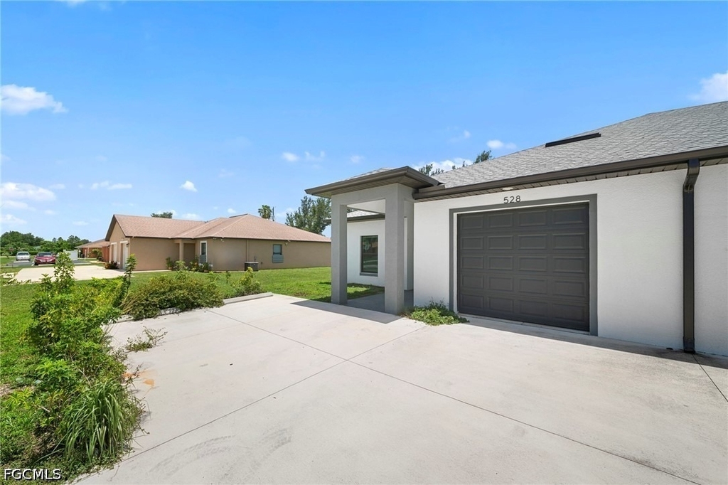 528 Se 6th Street - Photo 1