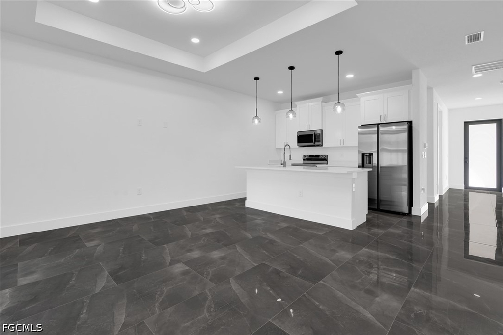 111 Harry Avenue S - Photo 14