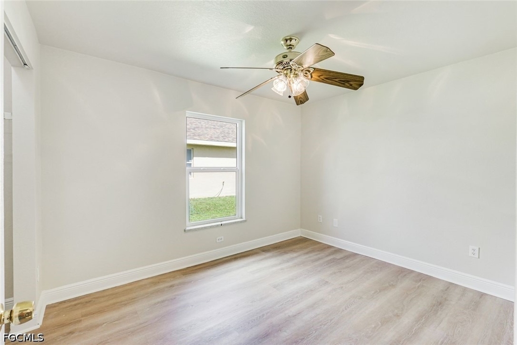 5201 4th Street W - Photo 10