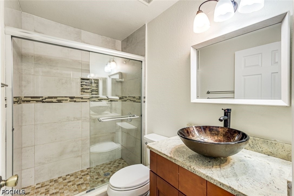 5201 4th Street W - Photo 9