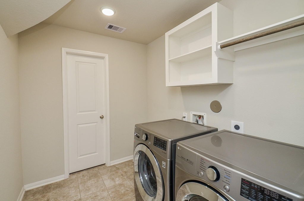 3035 Dragonlet Lane - Photo 38