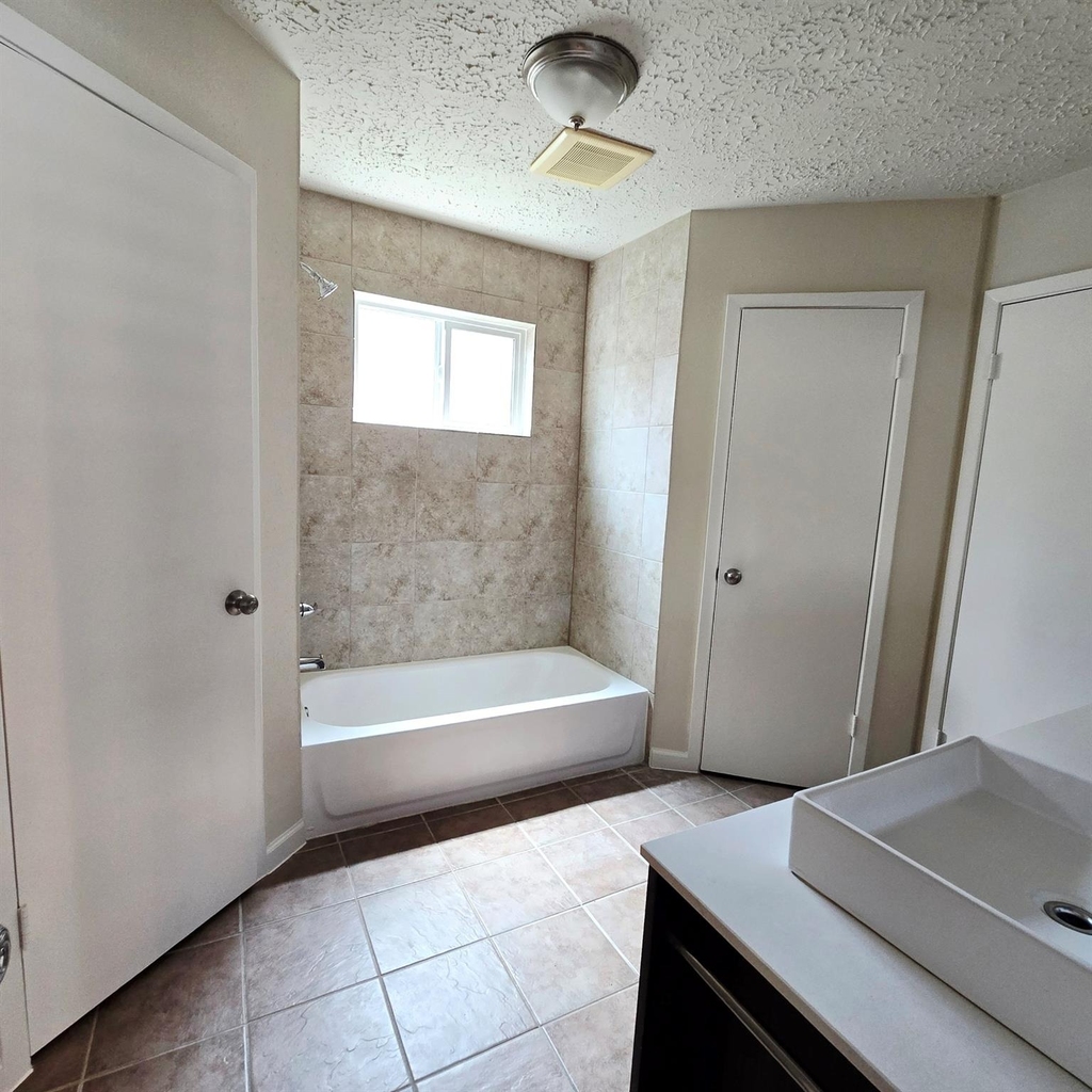 14211 Sylvia Drive - Photo 18
