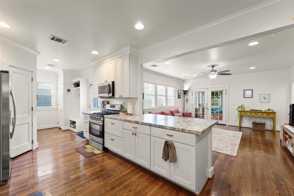 817 Gale Street - Photo 17
