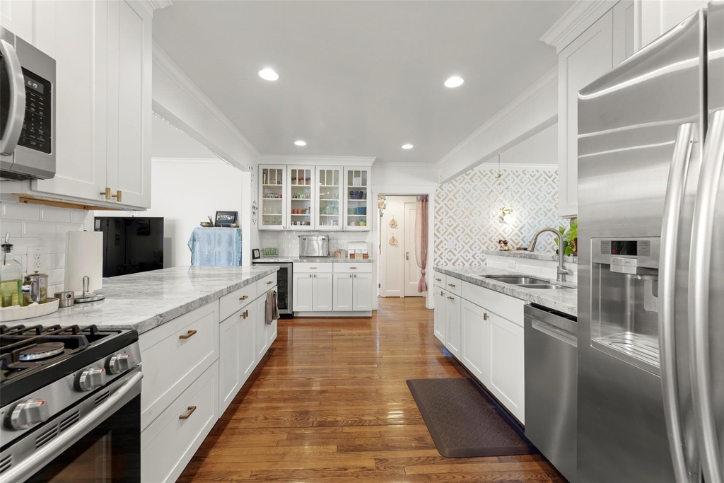 817 Gale Street - Photo 16