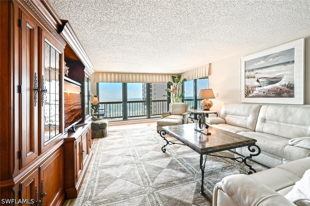 4551 Gulf Shore Boulevard N - Photo 4