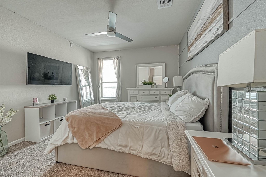 5826 Euclid Loop - Photo 32