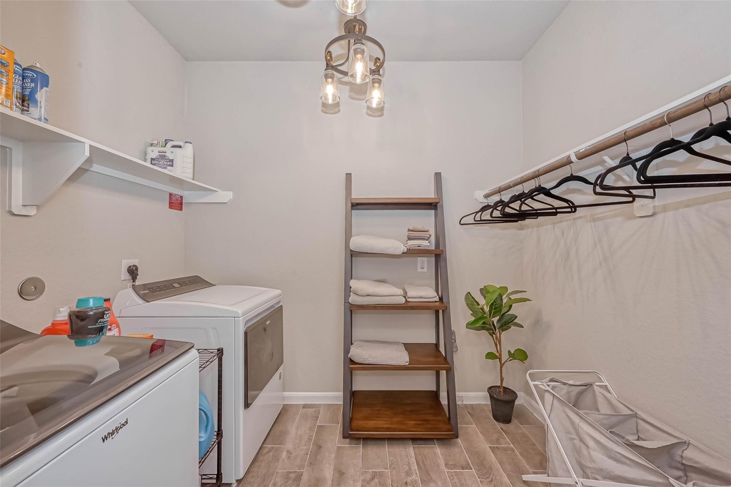 5826 Euclid Loop - Photo 38