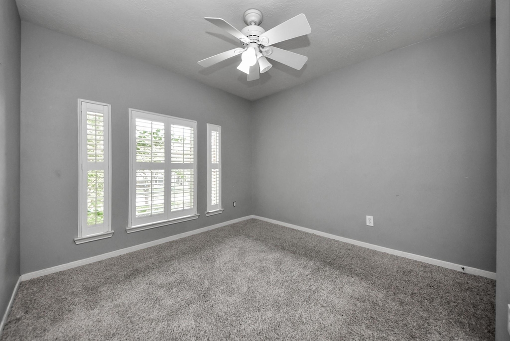 23003 Governorshire Drive - Photo 11