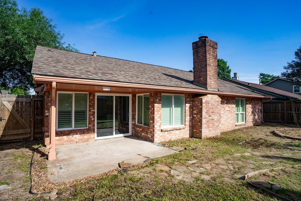 1923 Vinces Bridge Street - Photo 17