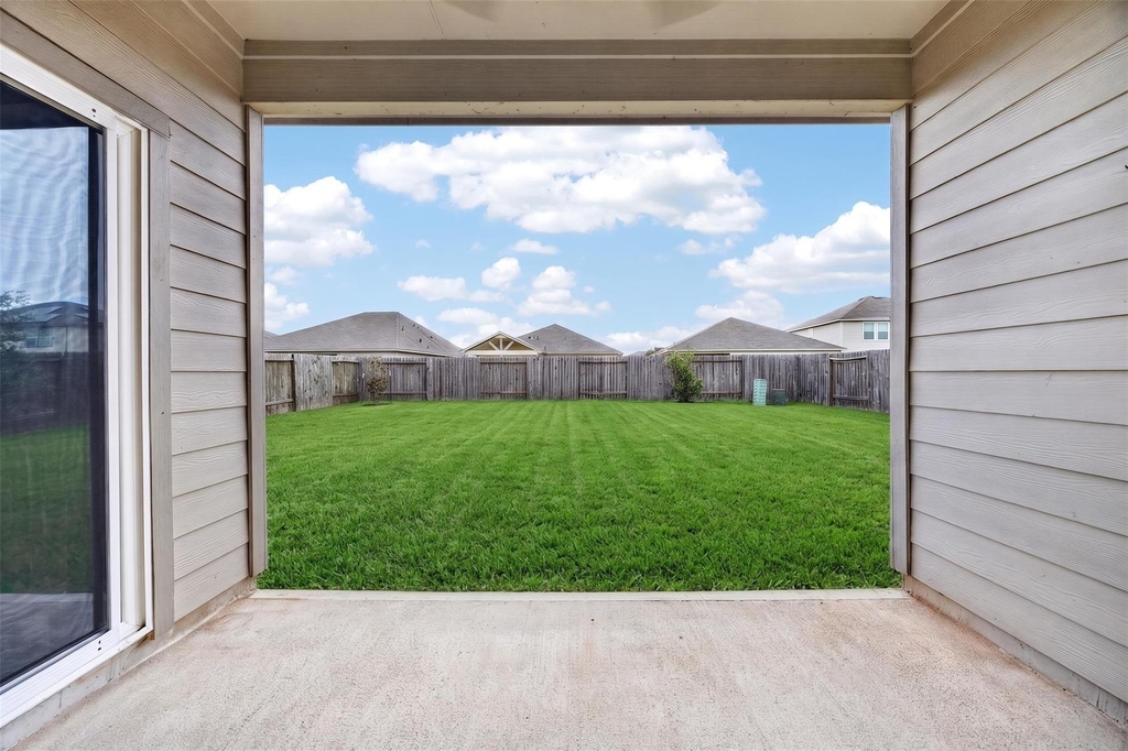 1024 Banyon Tree Lane - Photo 32