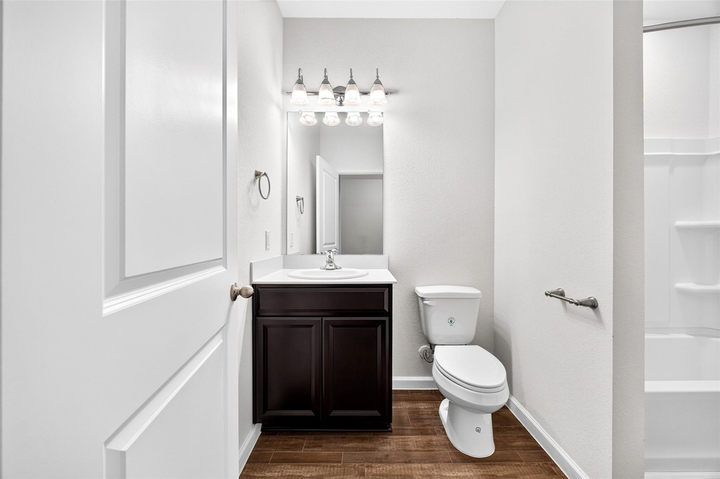 1024 Banyon Tree Lane - Photo 10