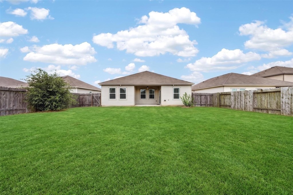 1024 Banyon Tree Lane - Photo 36