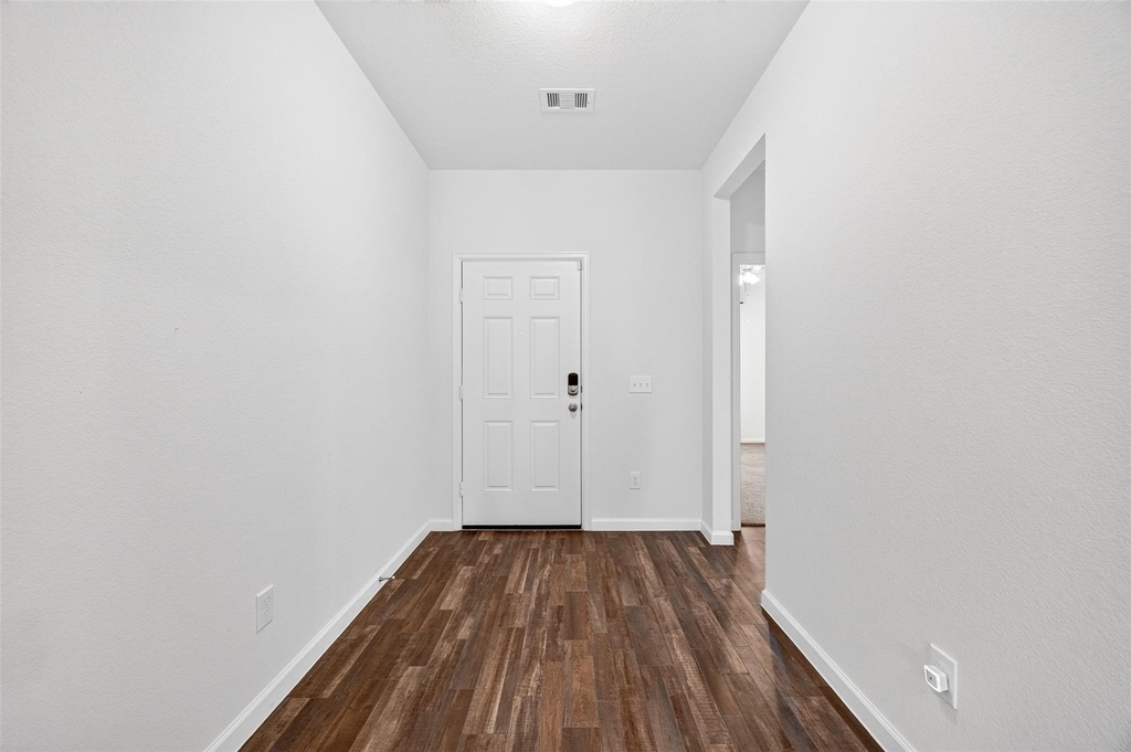 1024 Banyon Tree Lane - Photo 6