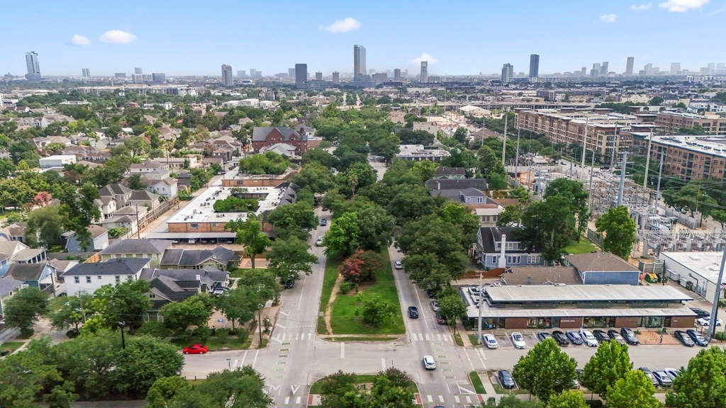 1224 E 23rd Street - Photo 45