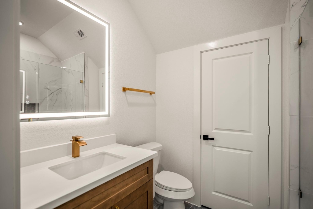 1224 E 23rd Street - Photo 23