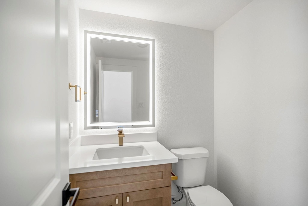 1224 E 23rd Street - Photo 27