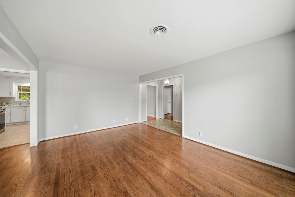 4614 Hummingbird Street - Photo 14