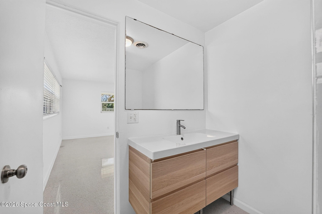 311 12th Terrace - Photo 23