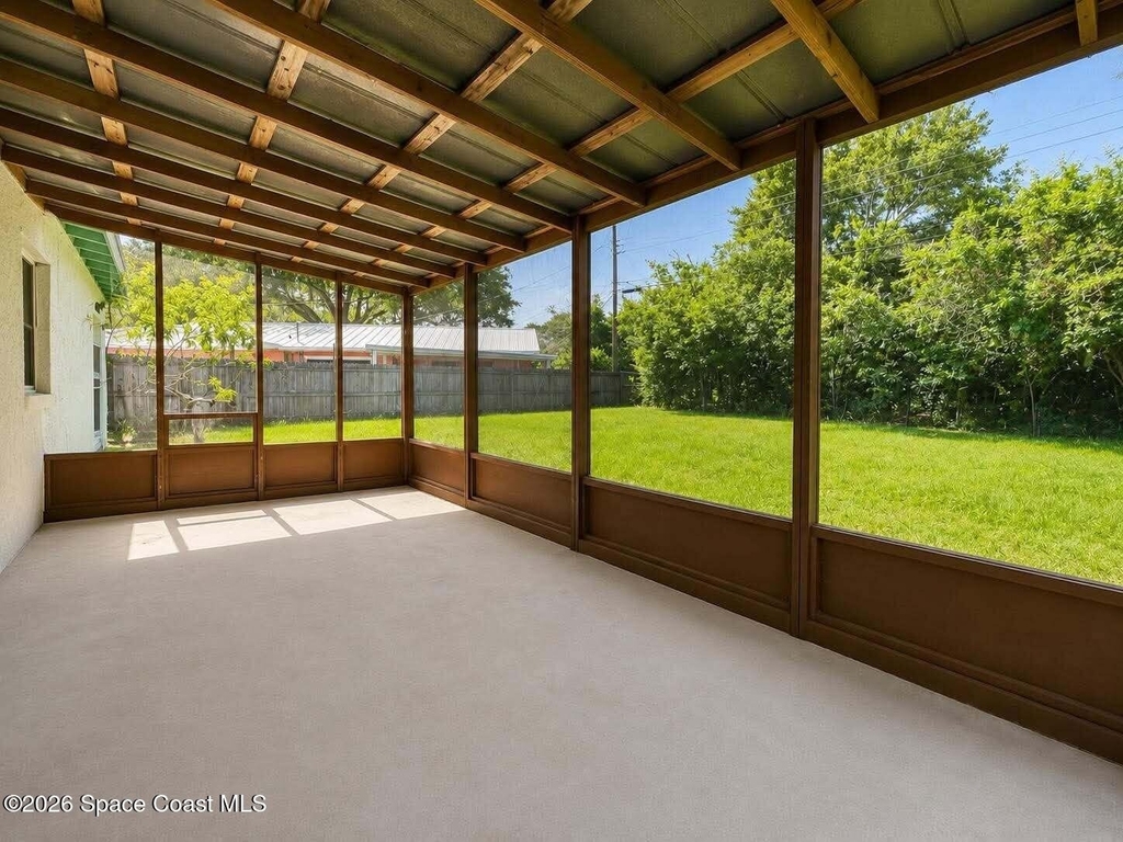 2028 Rollins Drive Se - Photo 10