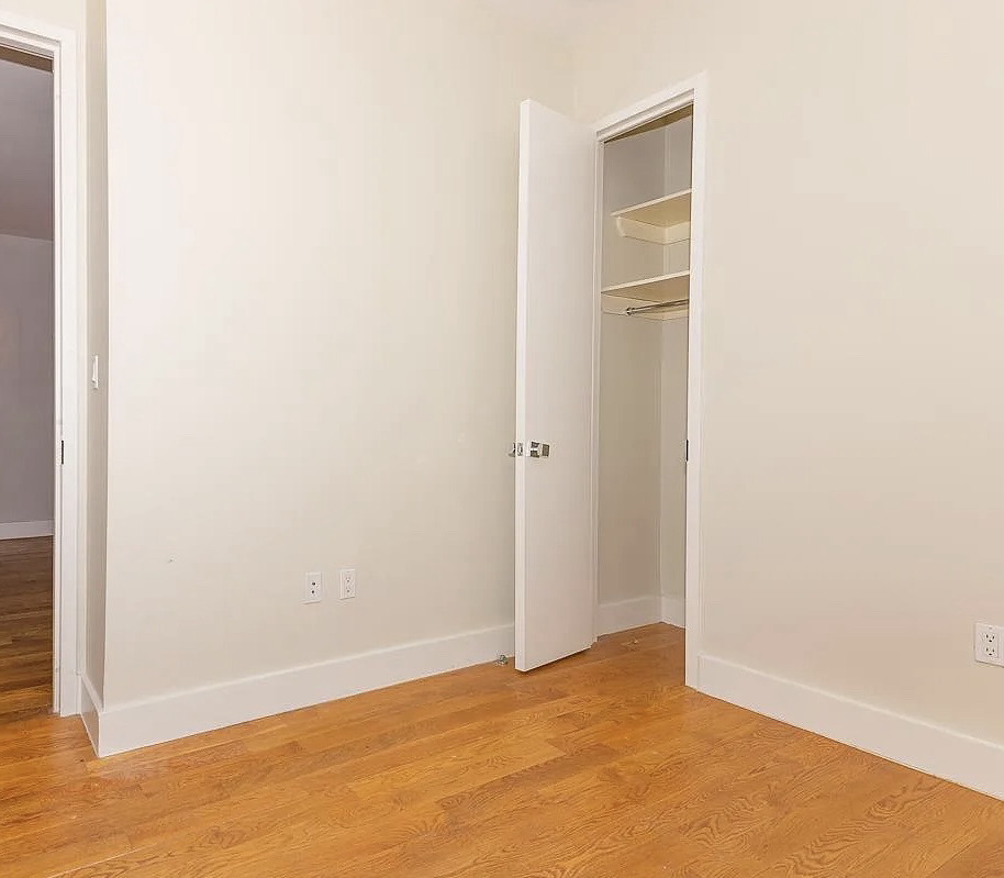 462 Pulaski Street - Photo 5