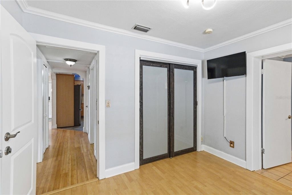 2713 W Braddock Street - Photo 20