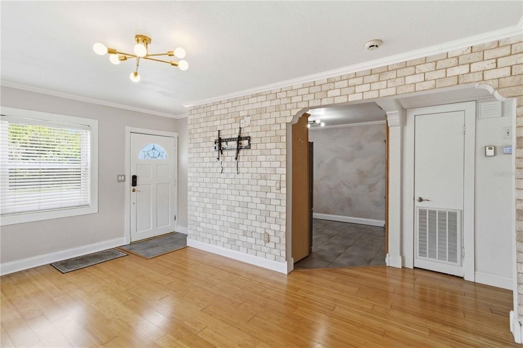 2713 W Braddock Street - Photo 12