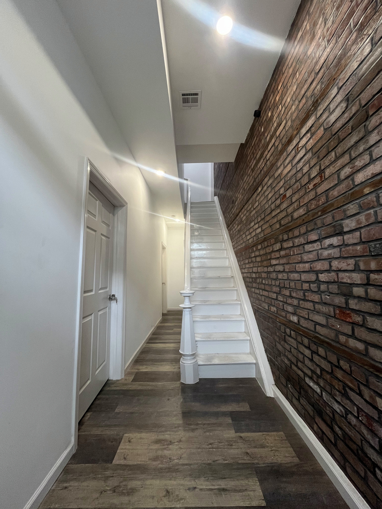130 Van Dyke Street - Photo 7