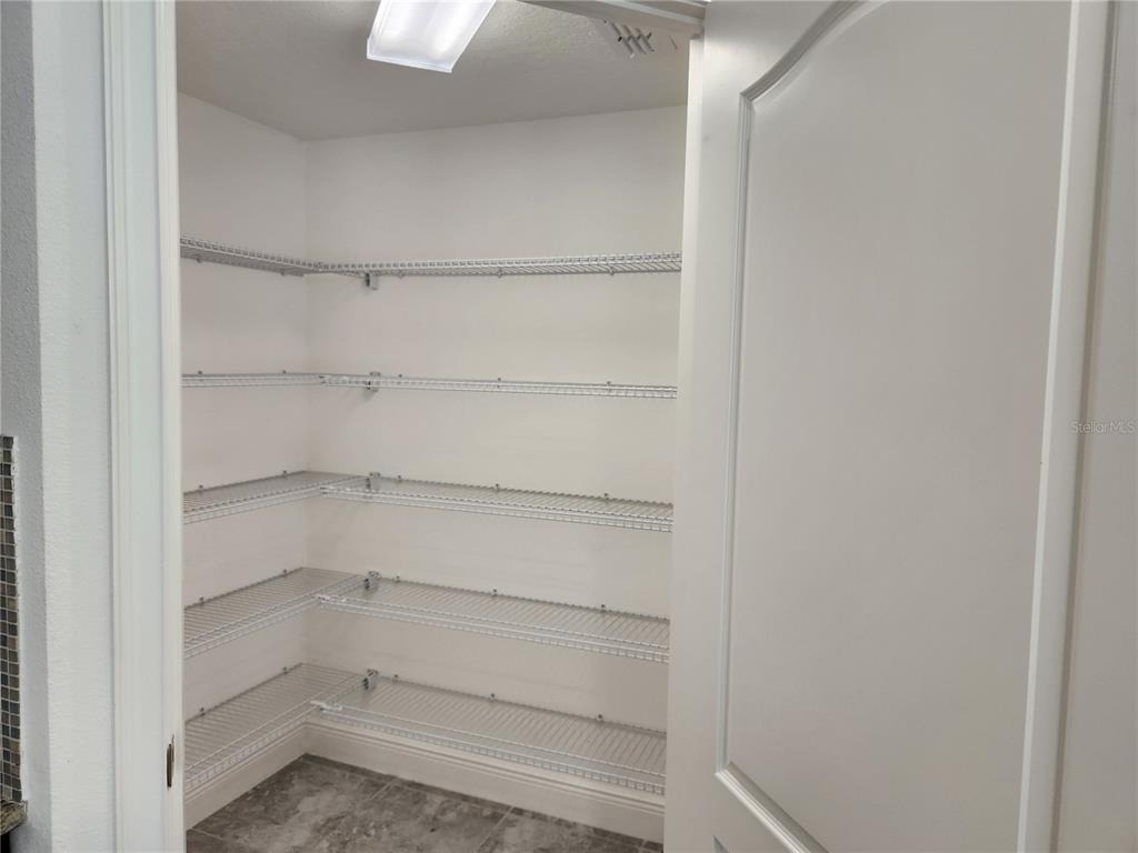 9817 Winnington Street - Photo 14