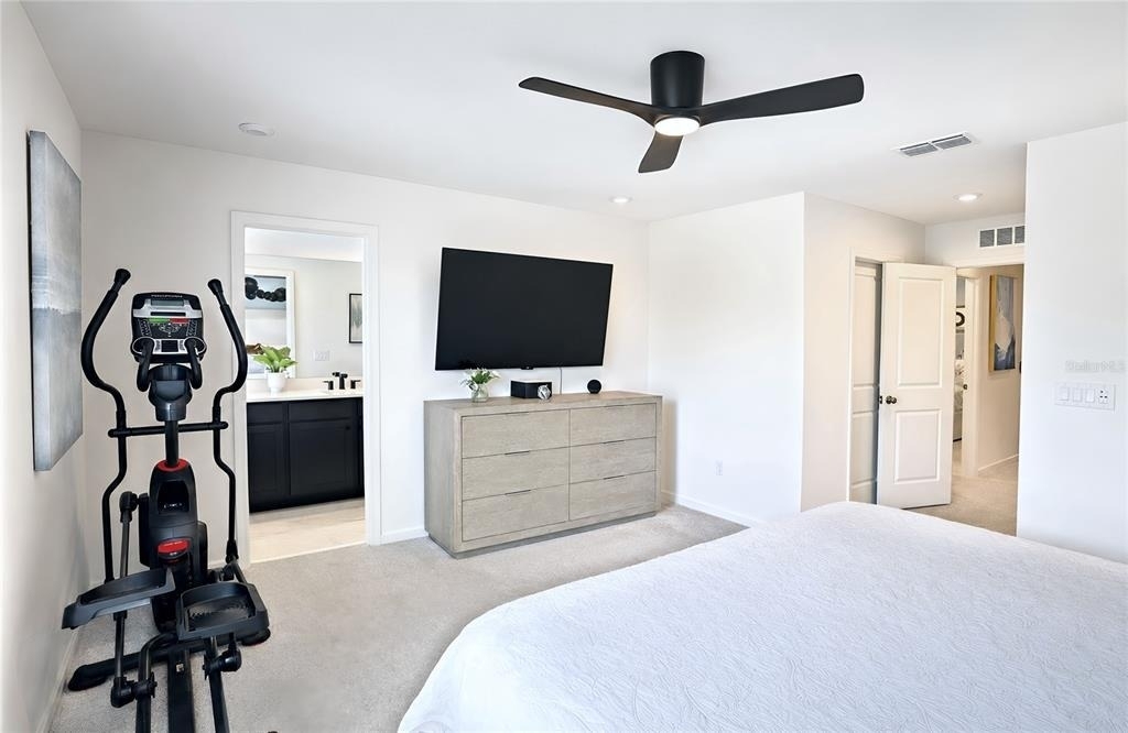 1120 Lakeshore Breeze Place - Photo 29