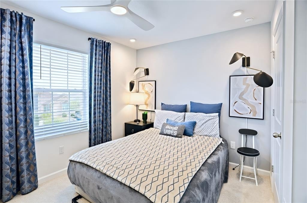 1120 Lakeshore Breeze Place - Photo 20