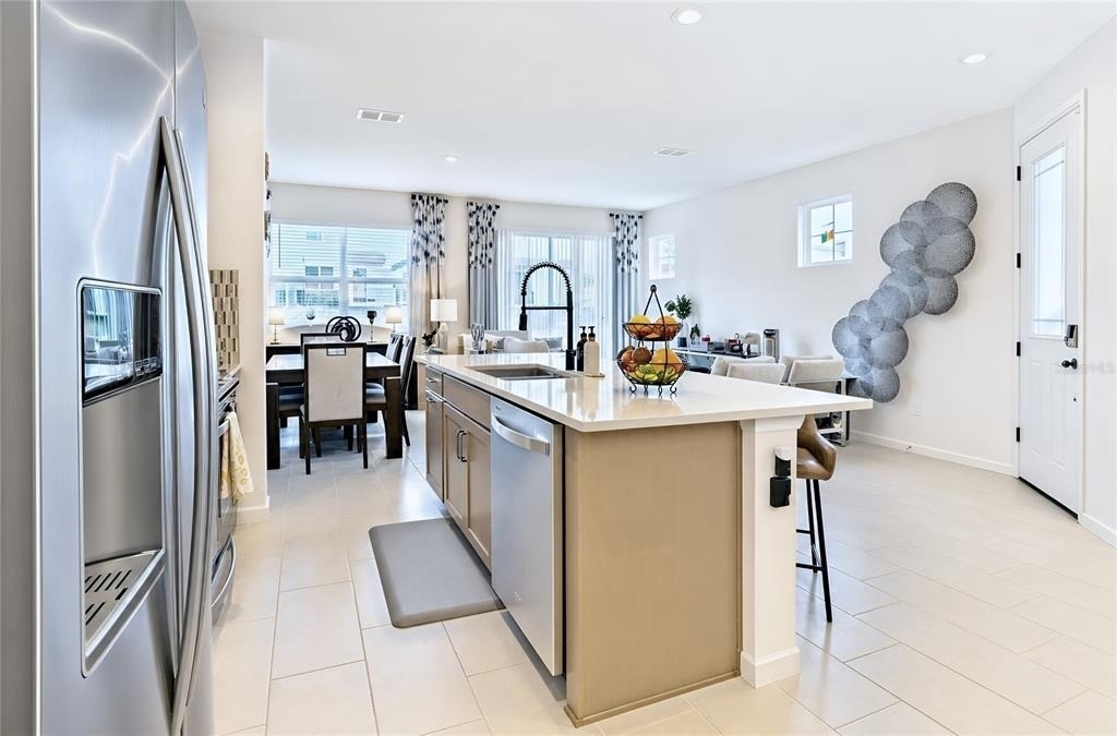 1120 Lakeshore Breeze Place - Photo 8