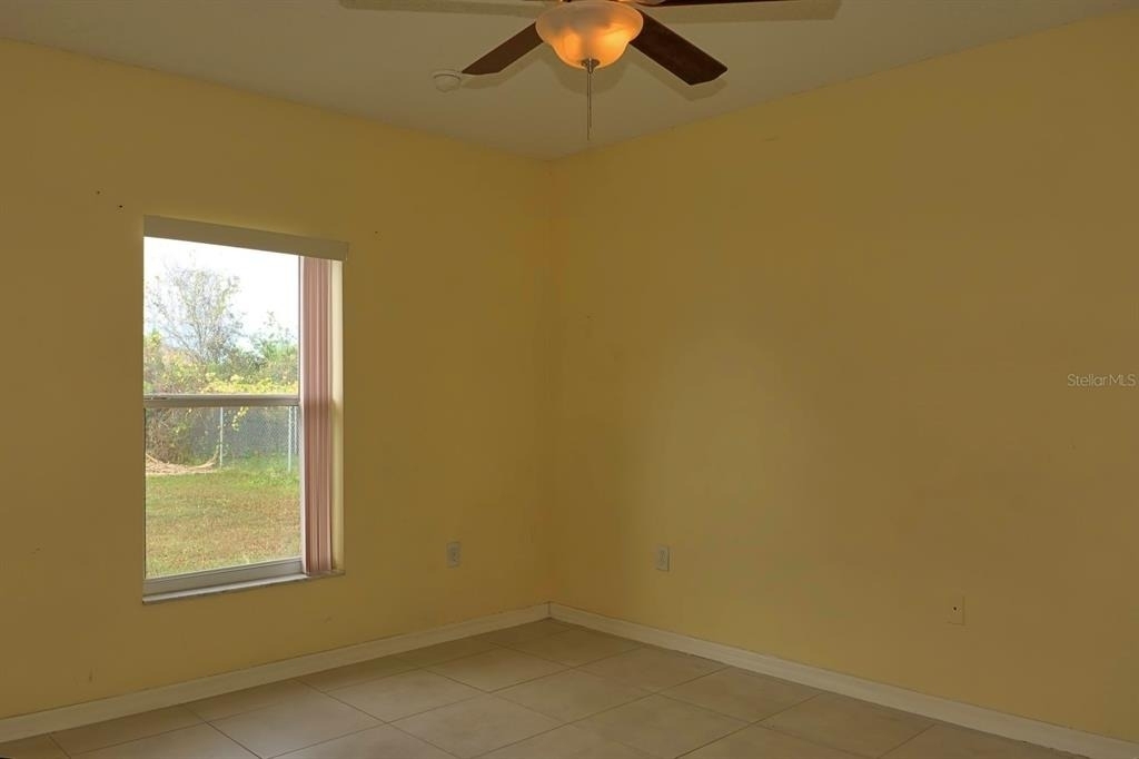 752 Paris Drive - Photo 8