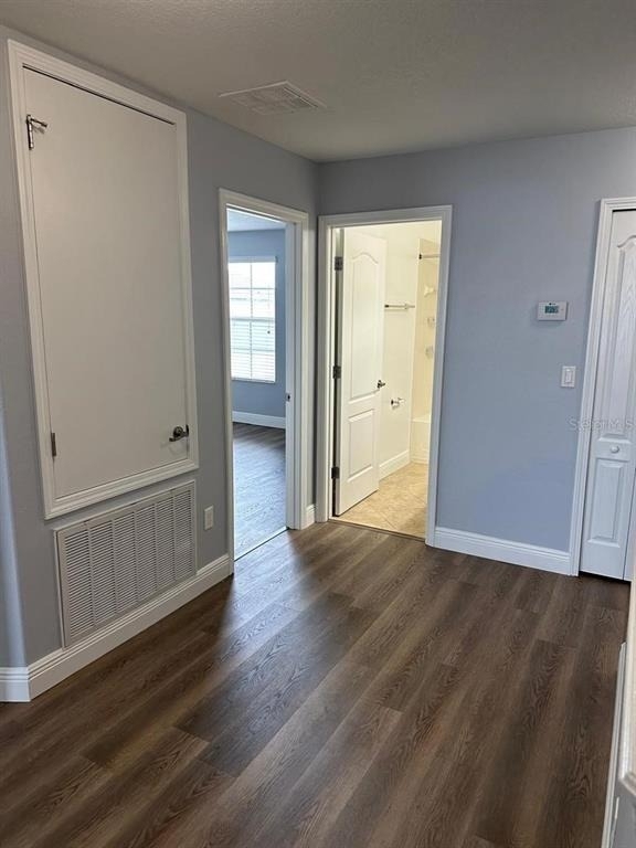 1900 Thetford Circle - Photo 7