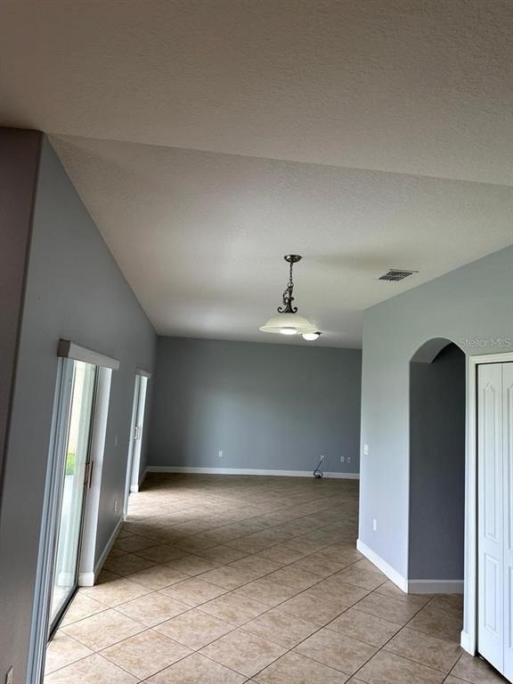 1900 Thetford Circle - Photo 2