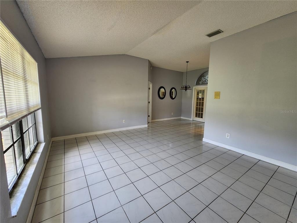 1828 Kumquat Drive - Photo 5