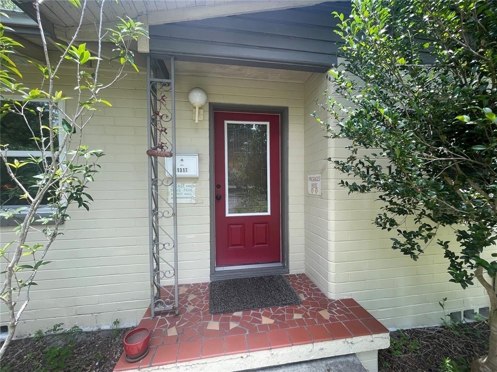 1317 Nw 4th Street - Photo 1