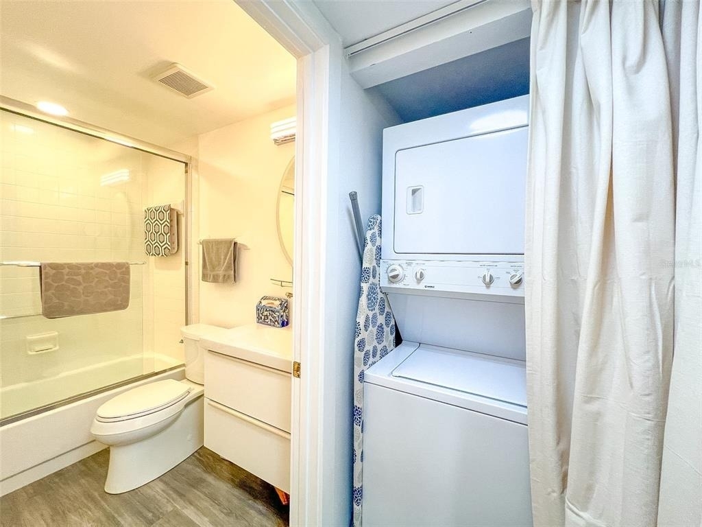 625 30th Avenue W - Photo 26