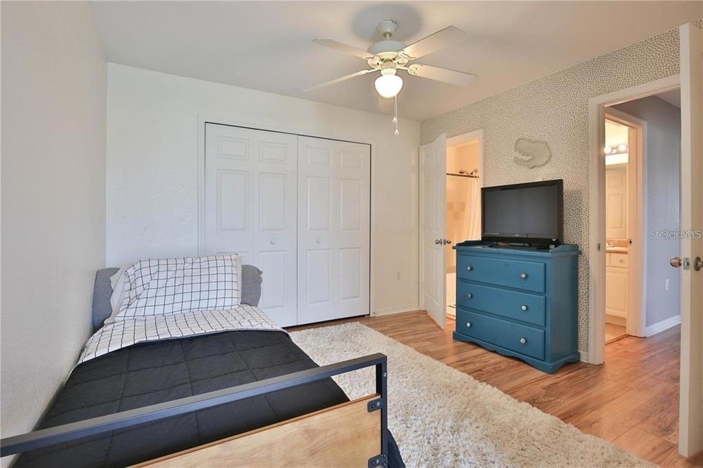 5570 Rosehill Road - Photo 6
