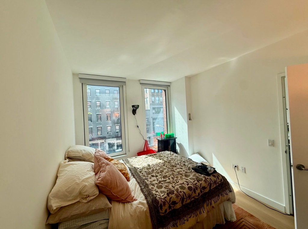 335 8th Avenue - Photo 4