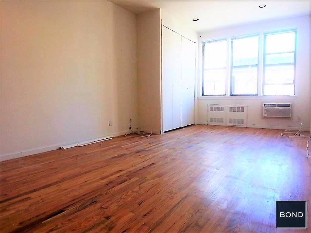 312 East 90th Street - Photo 6