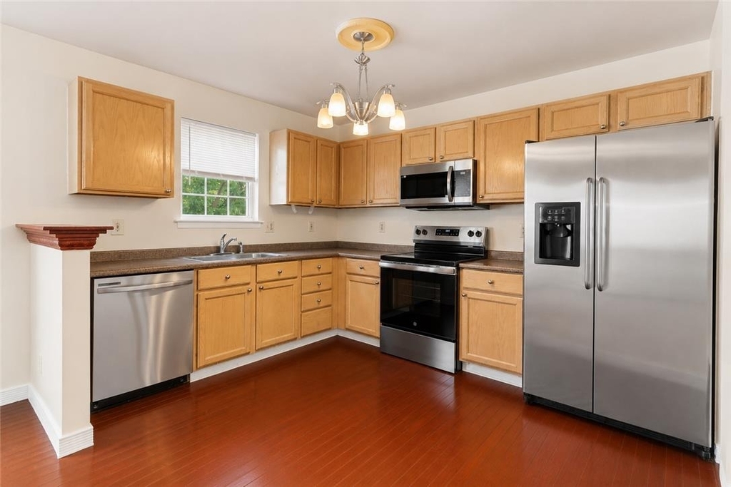 475 Celandine Drive - Photo 7