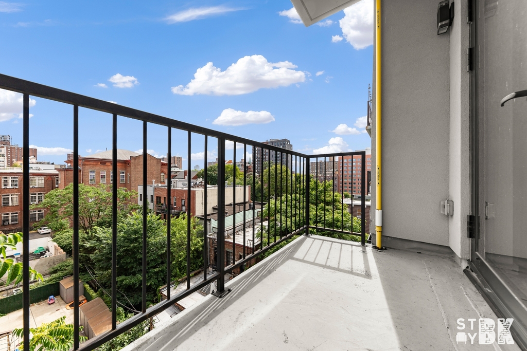 Myrtle Avenue & Taaffe Pl - Photo 6