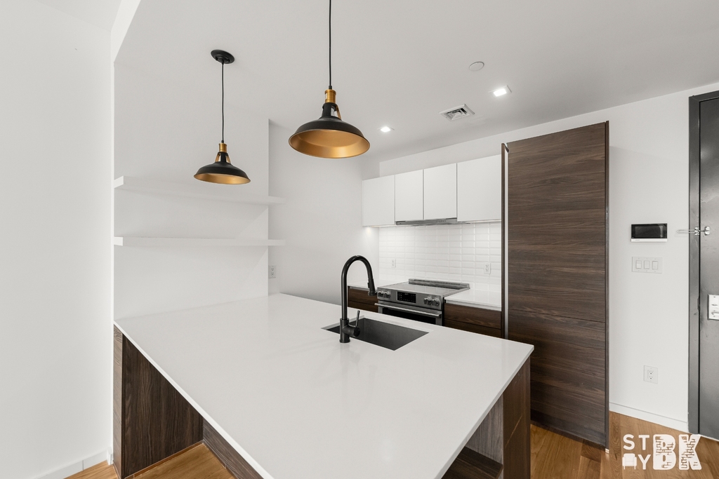 Myrtle Avenue & Taaffe Pl - Photo 3