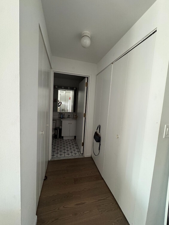 650 West 42nd Street - Photo 3
