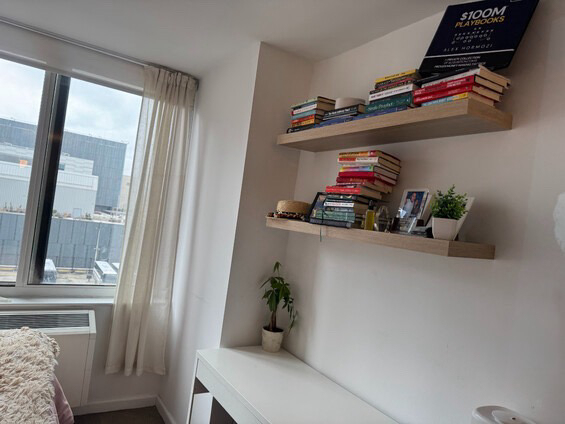 650 West 42nd Street - Photo 12